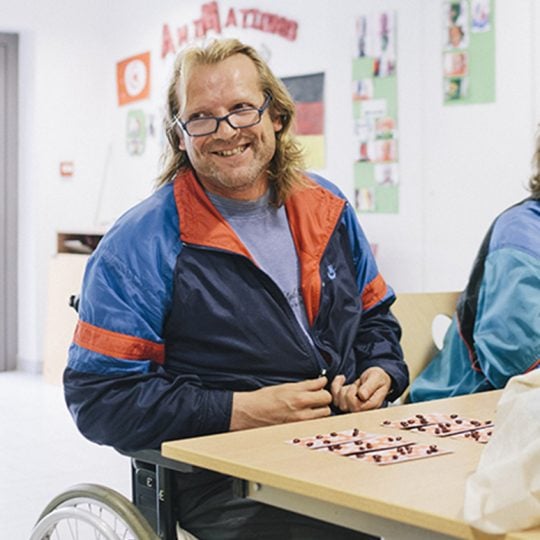 Aidez les personnes handicapées